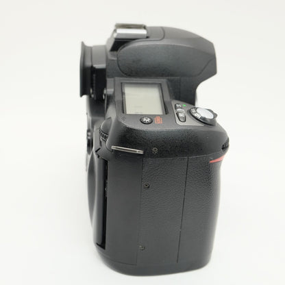 [Mint] Nikon D70 Black Only Body 6.1MP Digital Camera W/ Cap Japan #1117