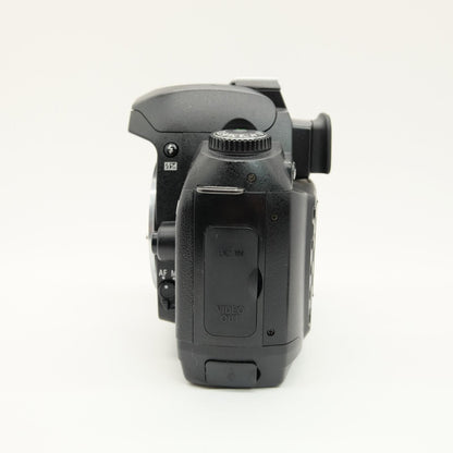 [Mint] Nikon D70 Black Only Body 6.1MP Digital Camera W/ Cap Japan #1117