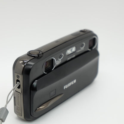 [Mint] Fujifilm FinePix Real 3D W3 10.0MP Digital Camera Black W/ Box #1094A