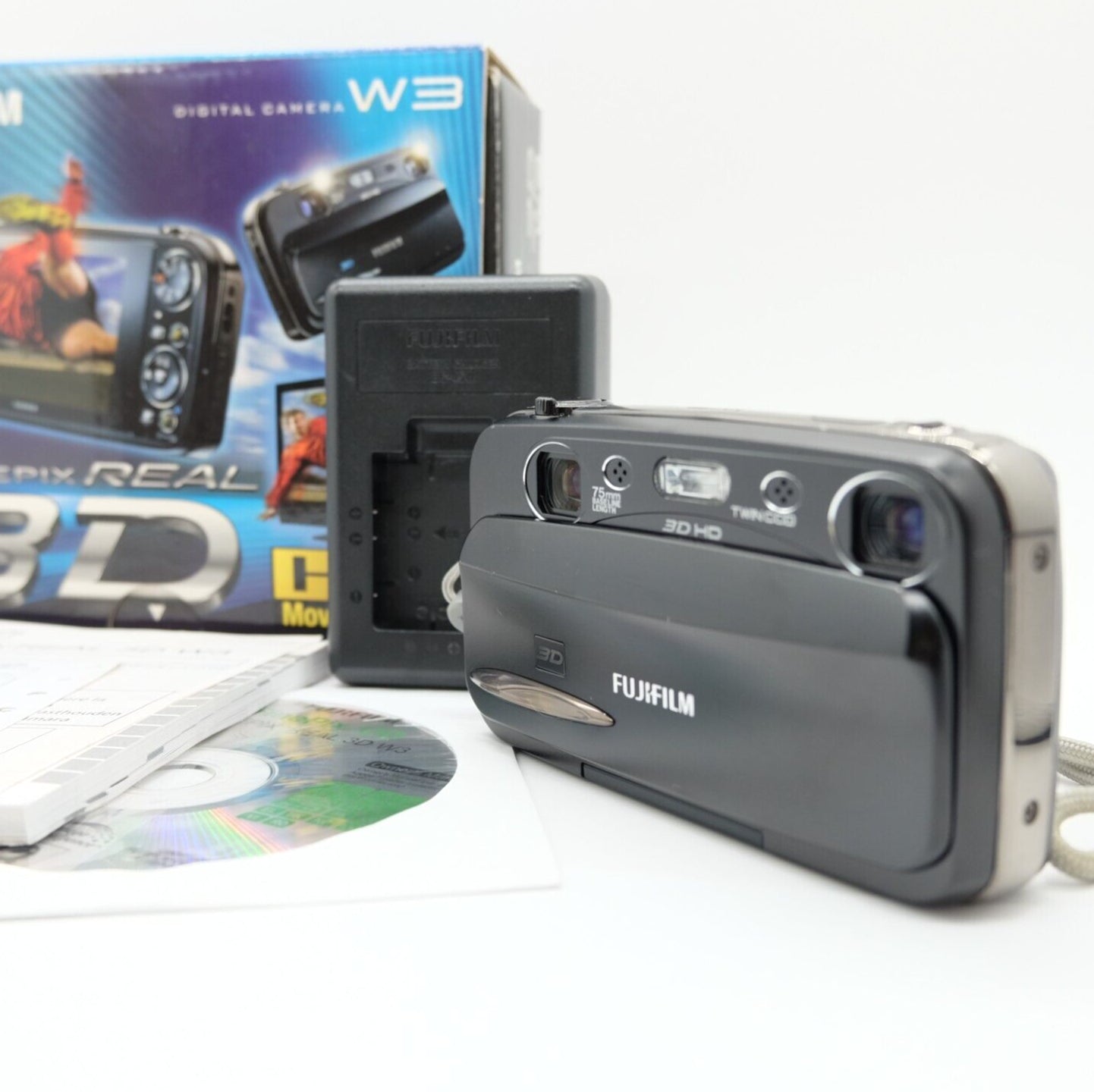 [Mint] Fujifilm FinePix Real 3D W3 10.0MP Digital Camera Black W/ Box #1094A