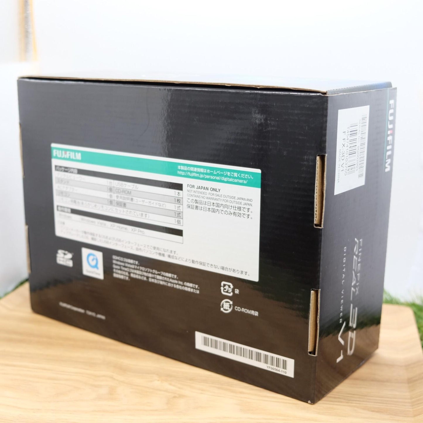 Fujifilm FinePix Real 3D W3 & V1 10.0MP Camera Black W/ Box Japan [Mint] #1140A