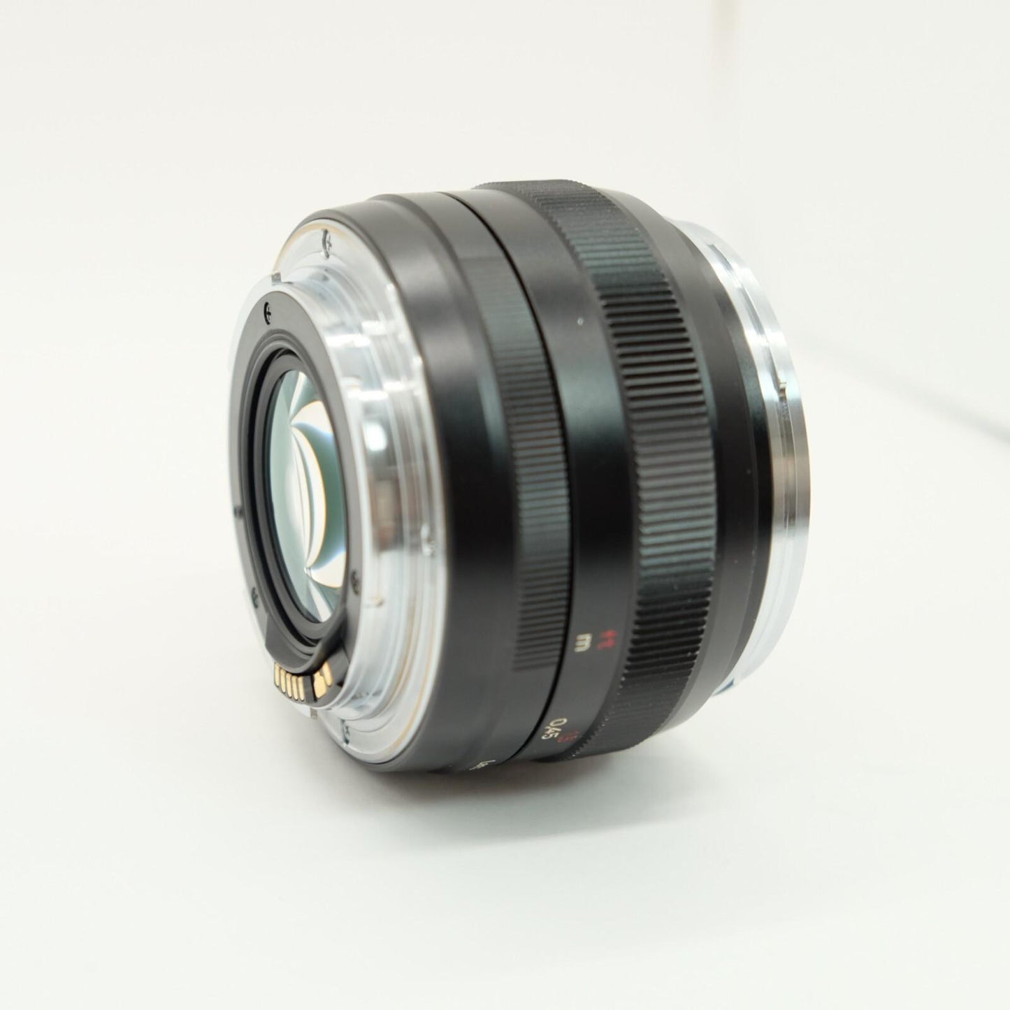 [N Mint] Carl Zeiss Planar T* 50mm F/1.4 ZE Lens for Canon EF W/ Hood Japan 1136