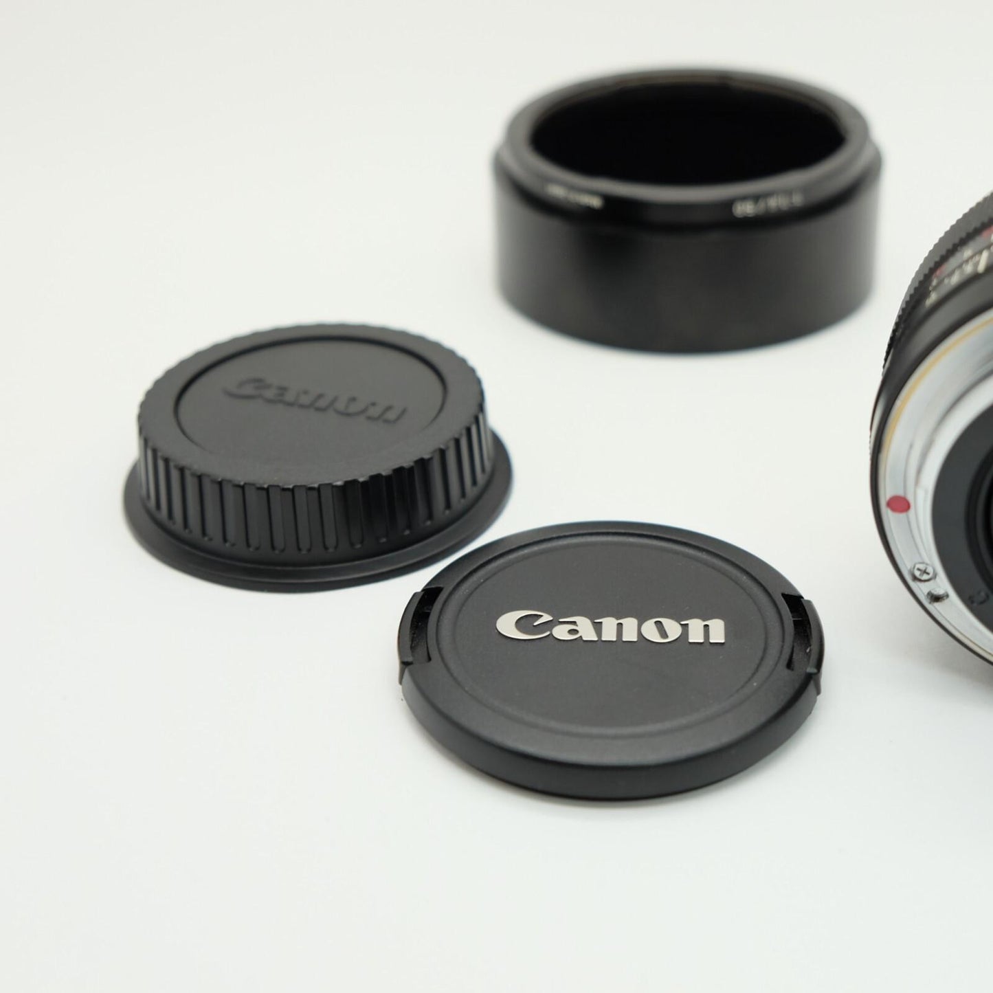 [N Mint] Carl Zeiss Planar T* 50mm F/1.4 ZE Lens for Canon EF W/ Hood Japan 1136