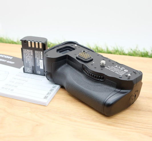 PENTAX D-BG8 Battery Grip for K-3 Mark III Black W/ Battery Japan [Mint] #1206
