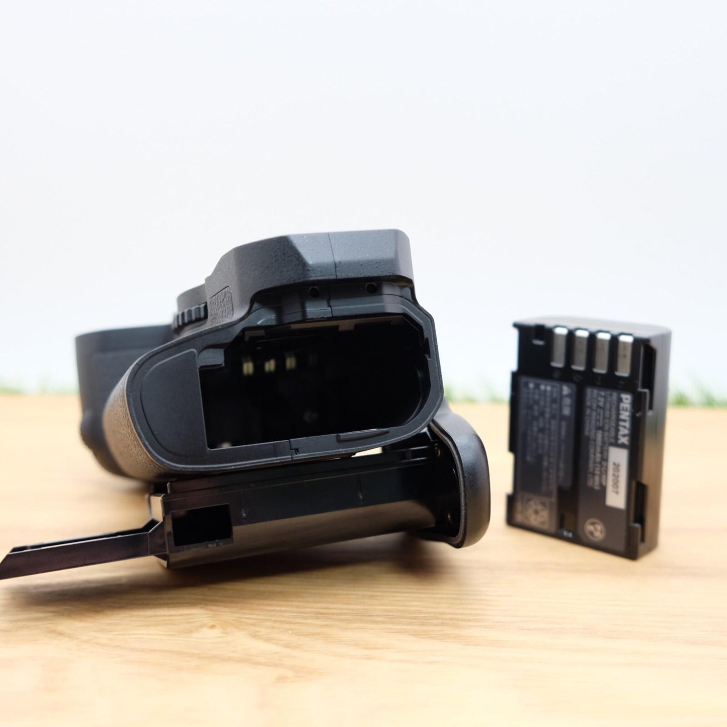 PENTAX D-BG8 Battery Grip for K-3 Mark III Black W/ Battery Japan [Mint] #1206