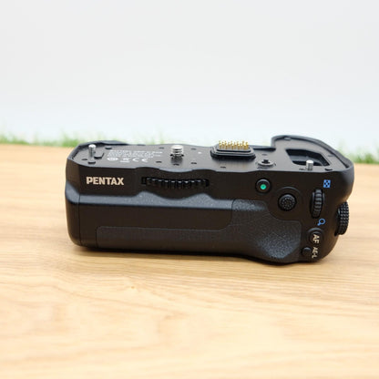 PENTAX D-BG8 Battery Grip for K-3 Mark III Black W/ Battery Japan [Mint] #1206