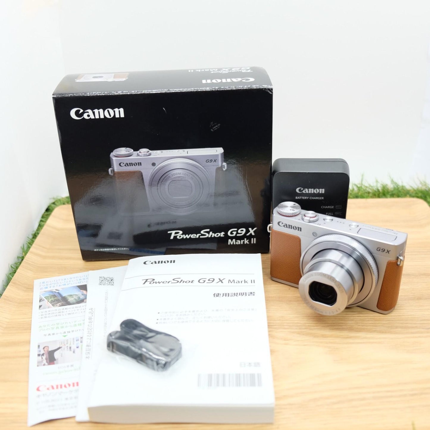 Canon PowerShot G9 X Mark II Silver 20.1MP Digital Camera W/ box JP [Mint] #1208