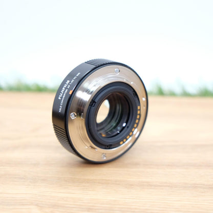 FUJIFILM Fuji Fujinon Teleconverter XF 1.4X TC WR Black  Japan [Mint] #1148A
