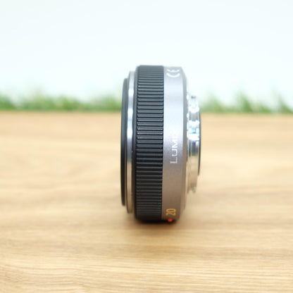 Panasonic LUMIX G 20mm f/1.7 ASPH H-H020 Lens Black  W/ Box Japan [Mint] #1124A