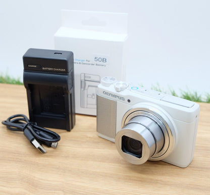 Olympus STYLUS XZ-10 12.0MP Digital Camera White Form Japan [Near Mint] #1259