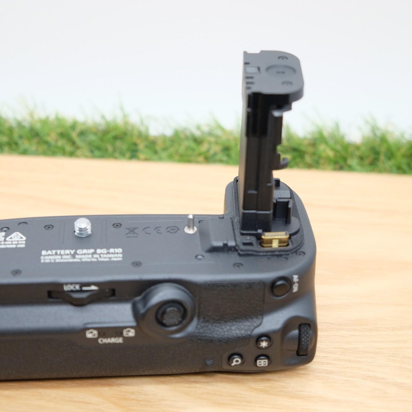 Canon BG-R10 Battery Grip for  EOS R5  R6 Black W/ Box Japan [Mint] #1214A