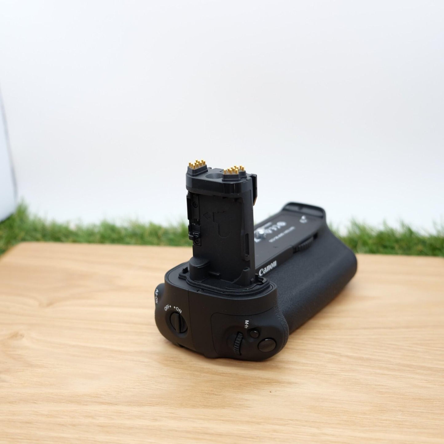 Canon BG-E20 Battery Grip For EOS 5D MarkIV Camera W/ Box Japan [Mint]  #1022F