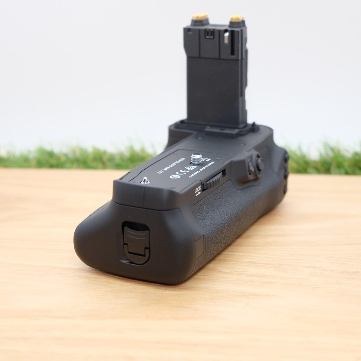 Canon BG-E20 Battery Grip For EOS 5D MarkIV Camera W/ Box Japan [Mint]  #1022F