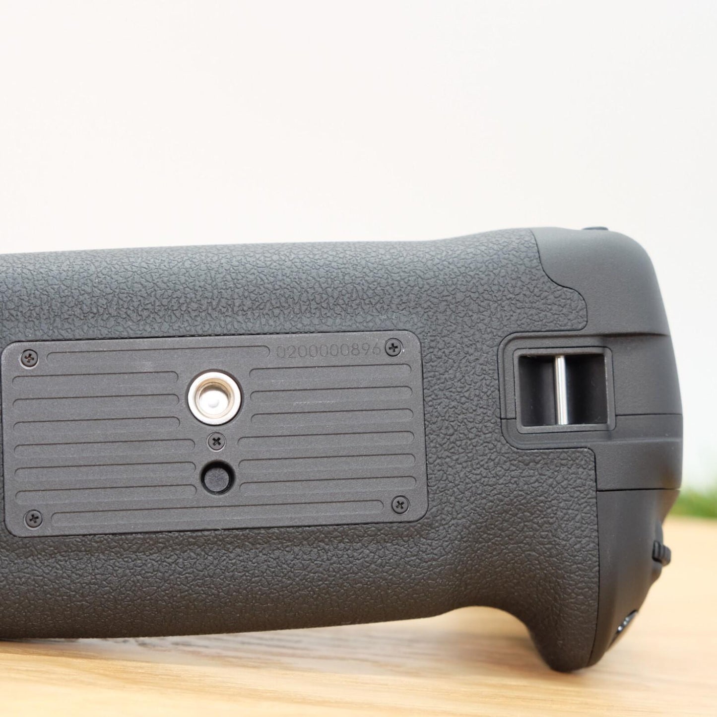 Canon BG-E20 Battery Grip For EOS 5D MarkIV Camera W/ Box Japan [Mint]  #1022F