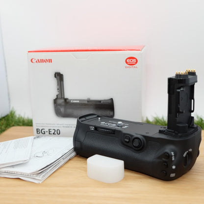 Canon BG-E20 Battery Grip For EOS 5D MarkIV Camera W/ Box Japan [Mint]  #1022F