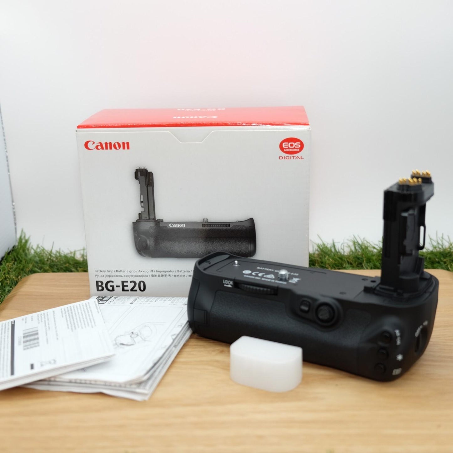 Canon BG-E20 Battery Grip For EOS 5D MarkIV Camera W/ Box Japan [Mint]  #1022F