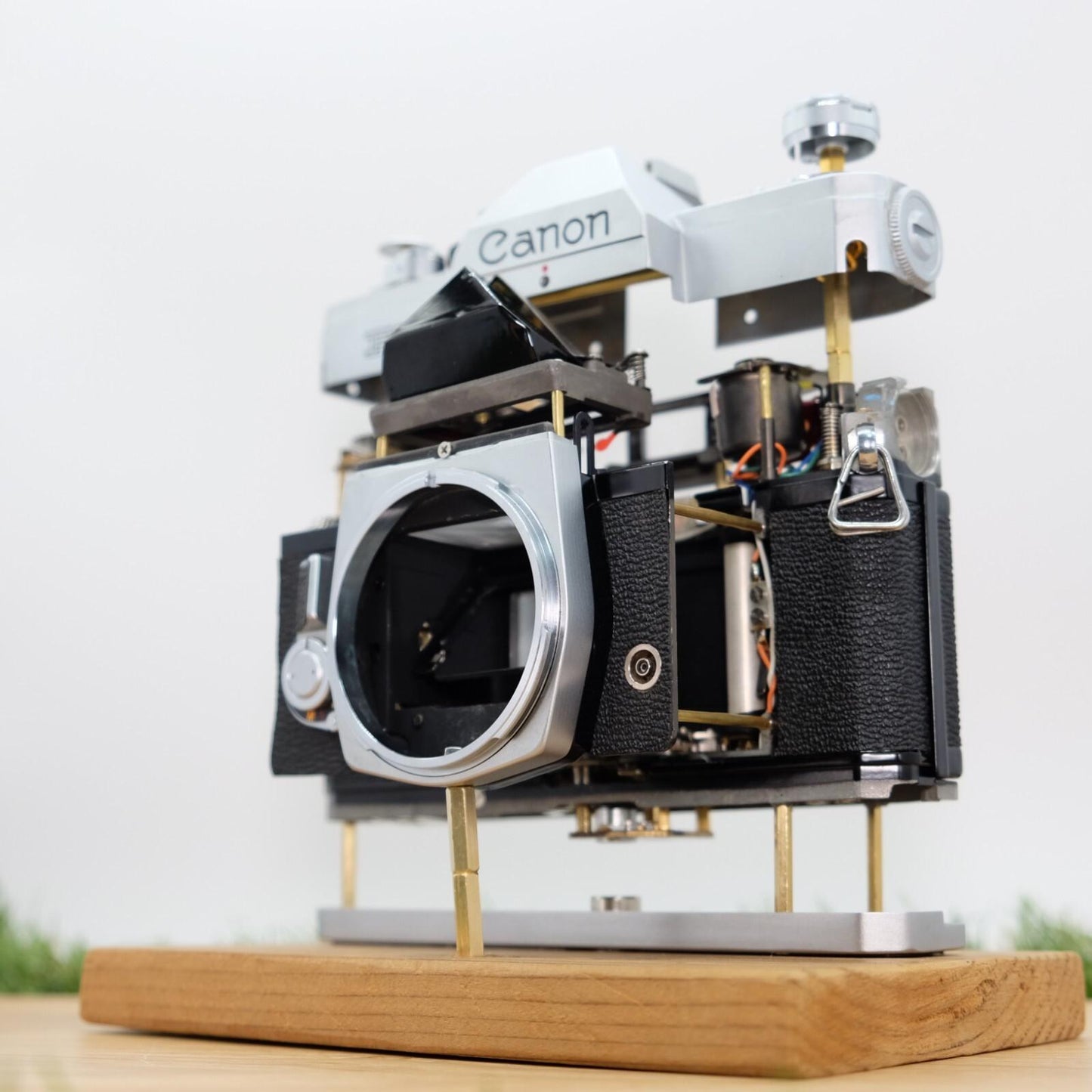 Canon FTb QL 35mm Film Sliver Artistic Brass Skeleton Japan [Pre Order] #1298A