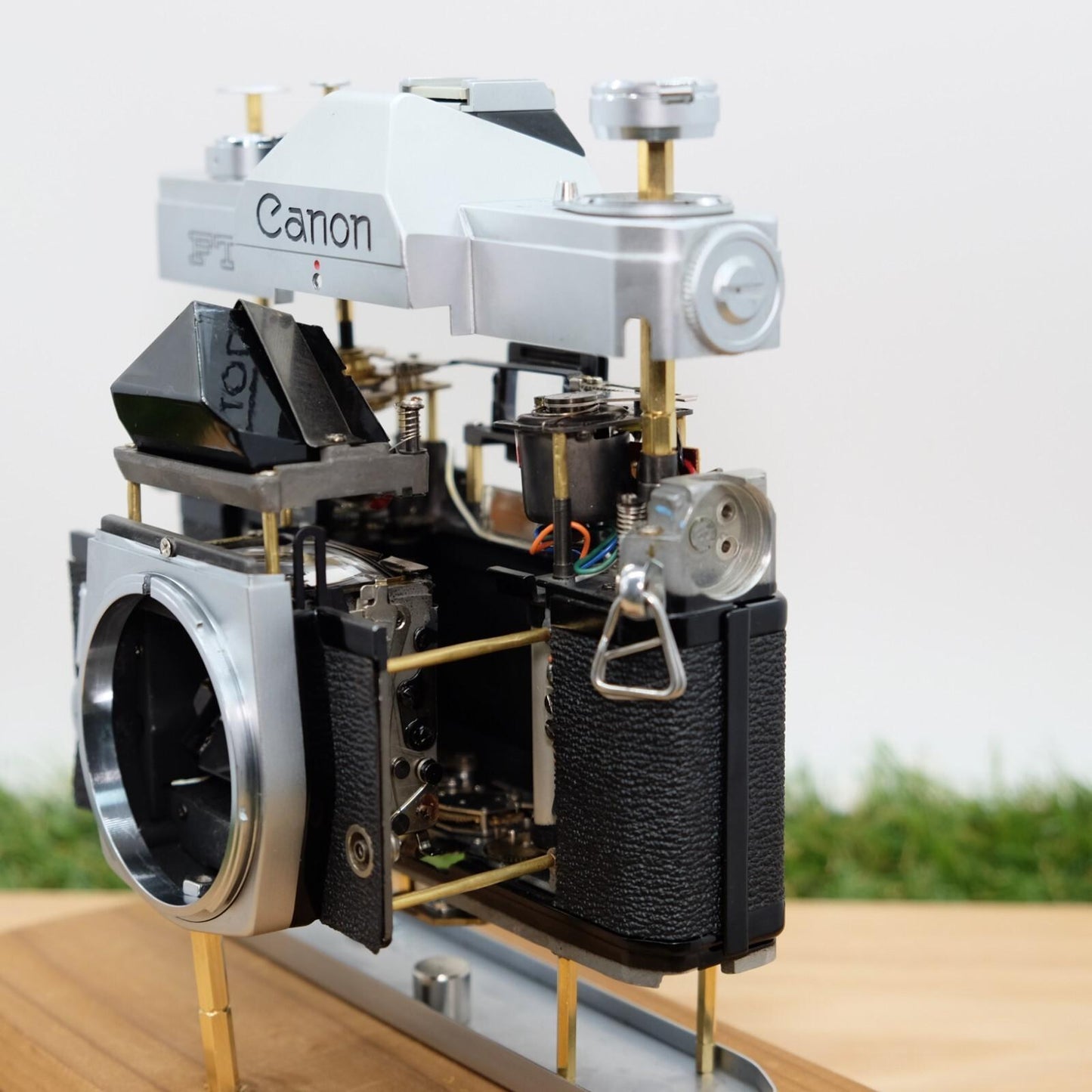 Canon FTb QL 35mm Film Sliver Artistic Brass Skeleton Japan [Pre Order] #1298A