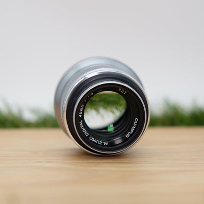 OLYMPUS M.ZUIKO DIGITAL 45mm F1.8 Lens Micro Four Thirds Japan [Near Mint] #1301