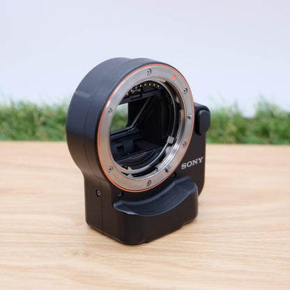 Sony LA-EA2 A-mount to E-mount FE Lens Adapter Black W/ Box Japan [Mint] #1229A