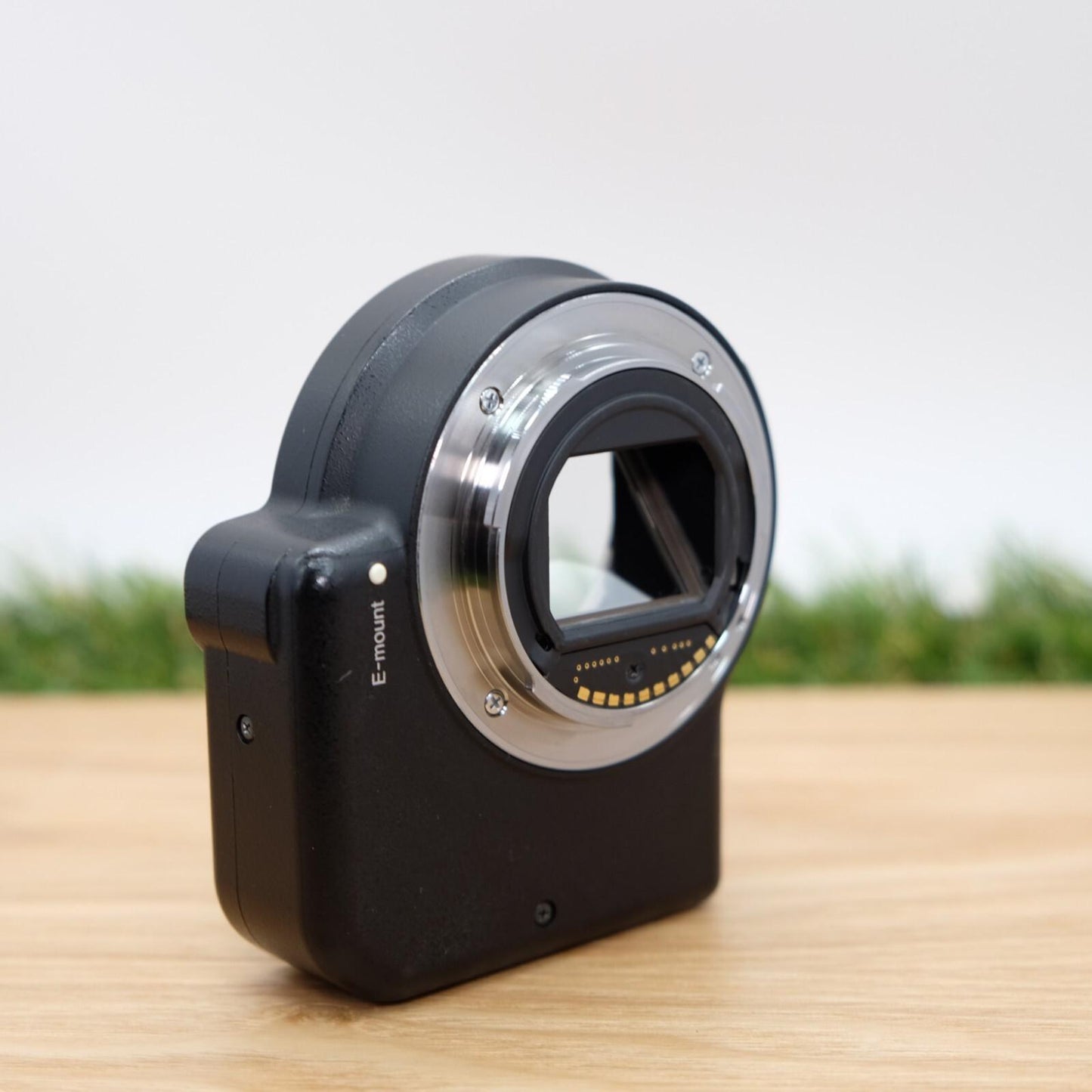 Sony LA-EA2 A-mount to E-mount FE Lens Adapter Black W/ Box Japan [Mint] #1229A