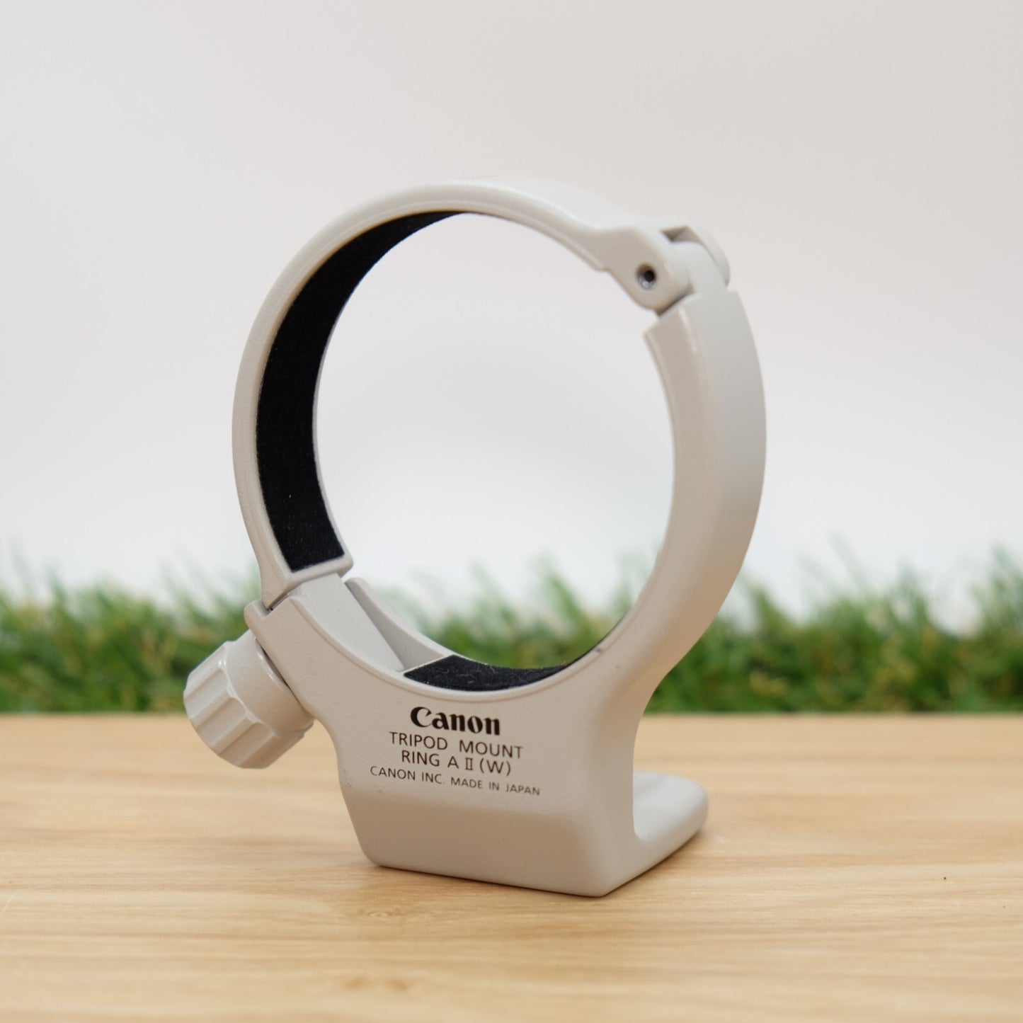 Canon Tripod Mount Ring A II (W) White EF40056L 20040LIS Japan [N Mint-] #1180D