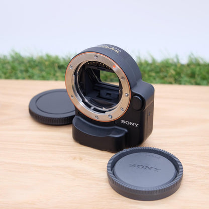 Sony LA-EA2 A-mount to E-mount FE Lens Adapter Black W/ Cap Japan [Mint] #1229B