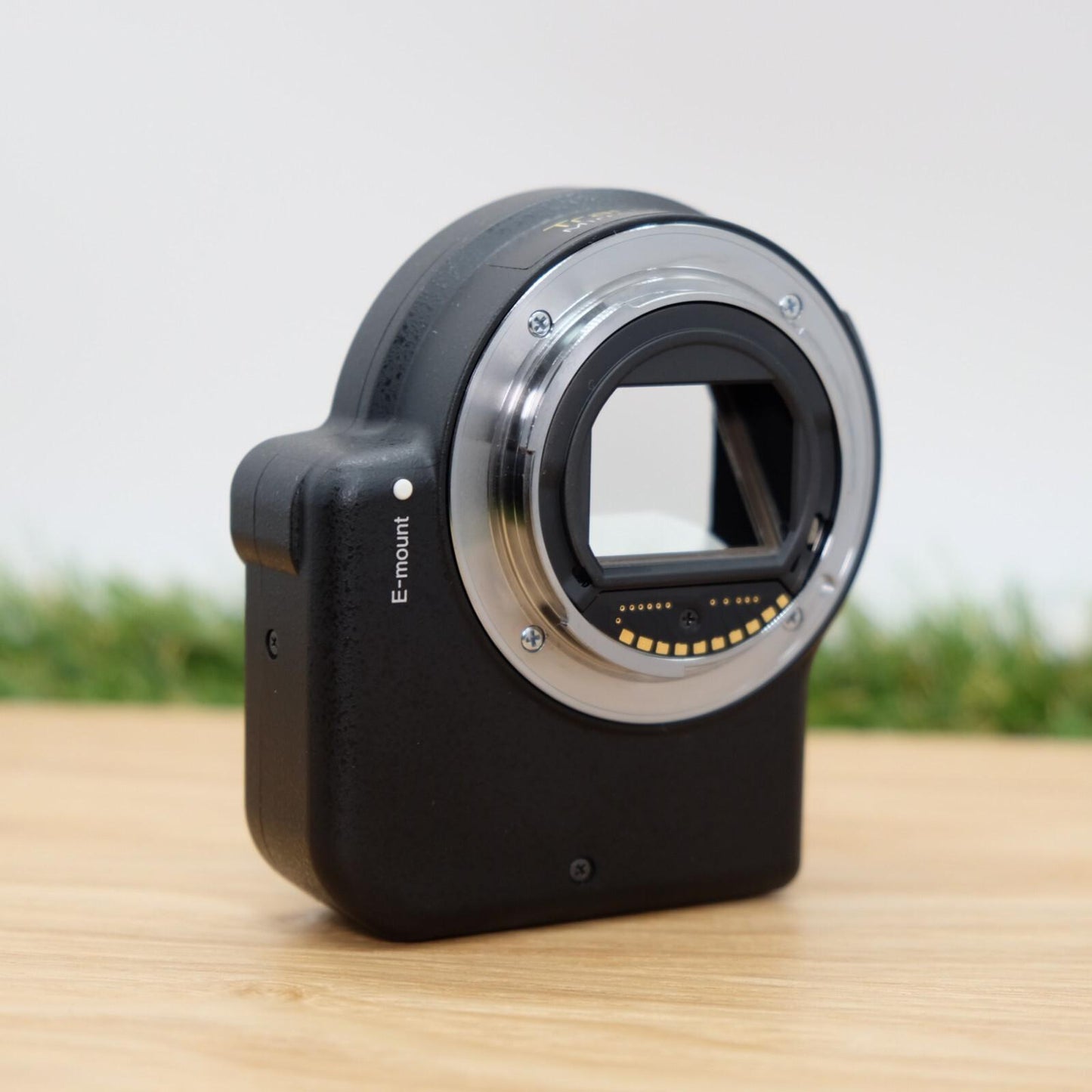 Sony LA-EA2 A-mount to E-mount FE Lens Adapter Black W/ Cap Japan [Mint] #1229B