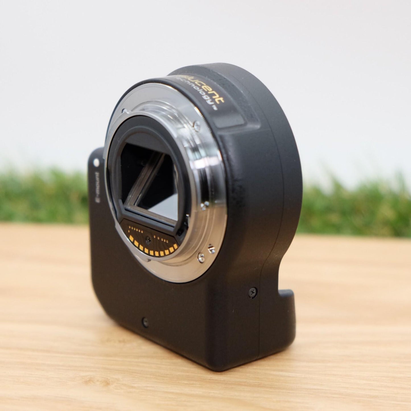 Sony LA-EA2 A-mount to E-mount FE Lens Adapter Black W/ Cap Japan [Mint] #1229B