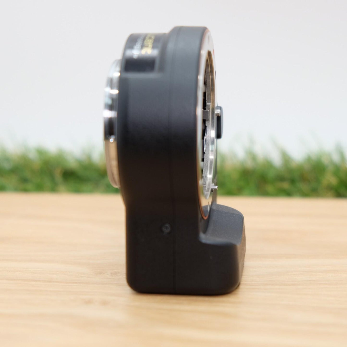 Sony LA-EA2 A-mount to E-mount FE Lens Adapter Black W/ Cap Japan [Mint] #1229B