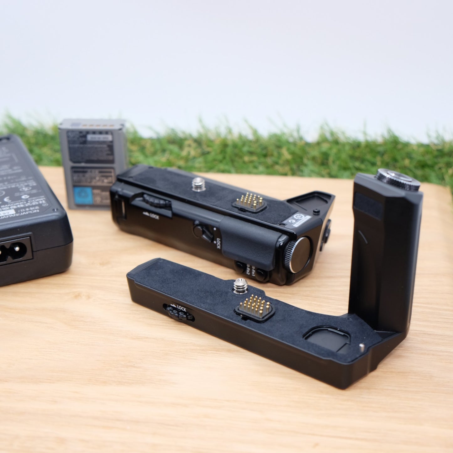 OLYMPUS HLD-8 8G & 6P Set Power Battery Holder for E-M5 Japan [Near Mint] #1087C