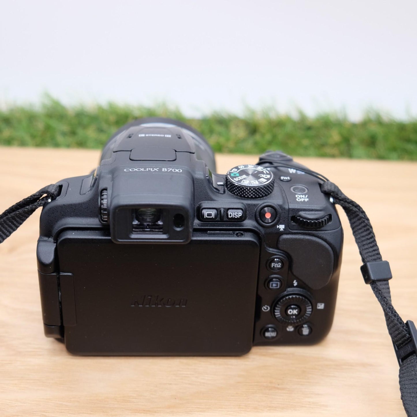 Nikon COOLPIX B700 Compact Digital Camera Black 20.2MP W/ Box JP [Mint] #1179B