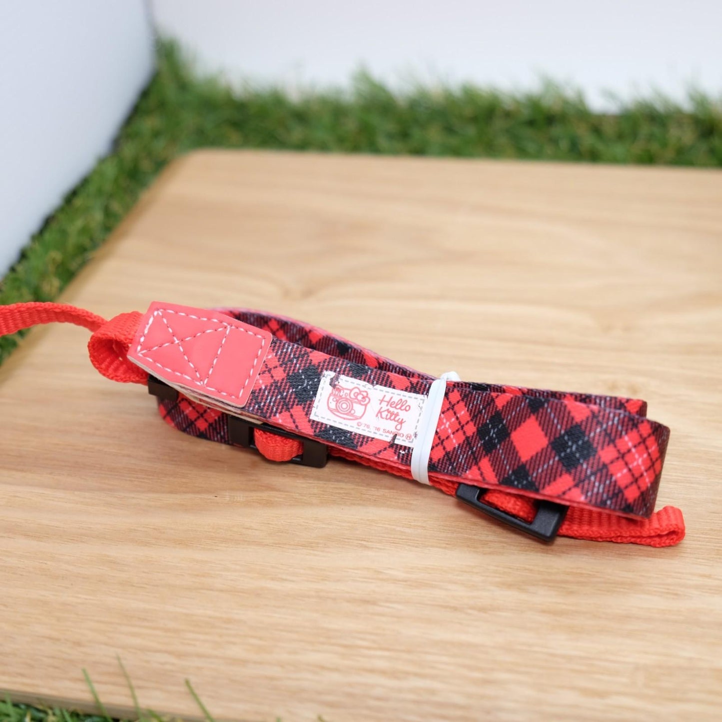 FUJIFILM Instant Camera Cheki Hello Kitty INS MINI Red Japan [Near Mint] #1319