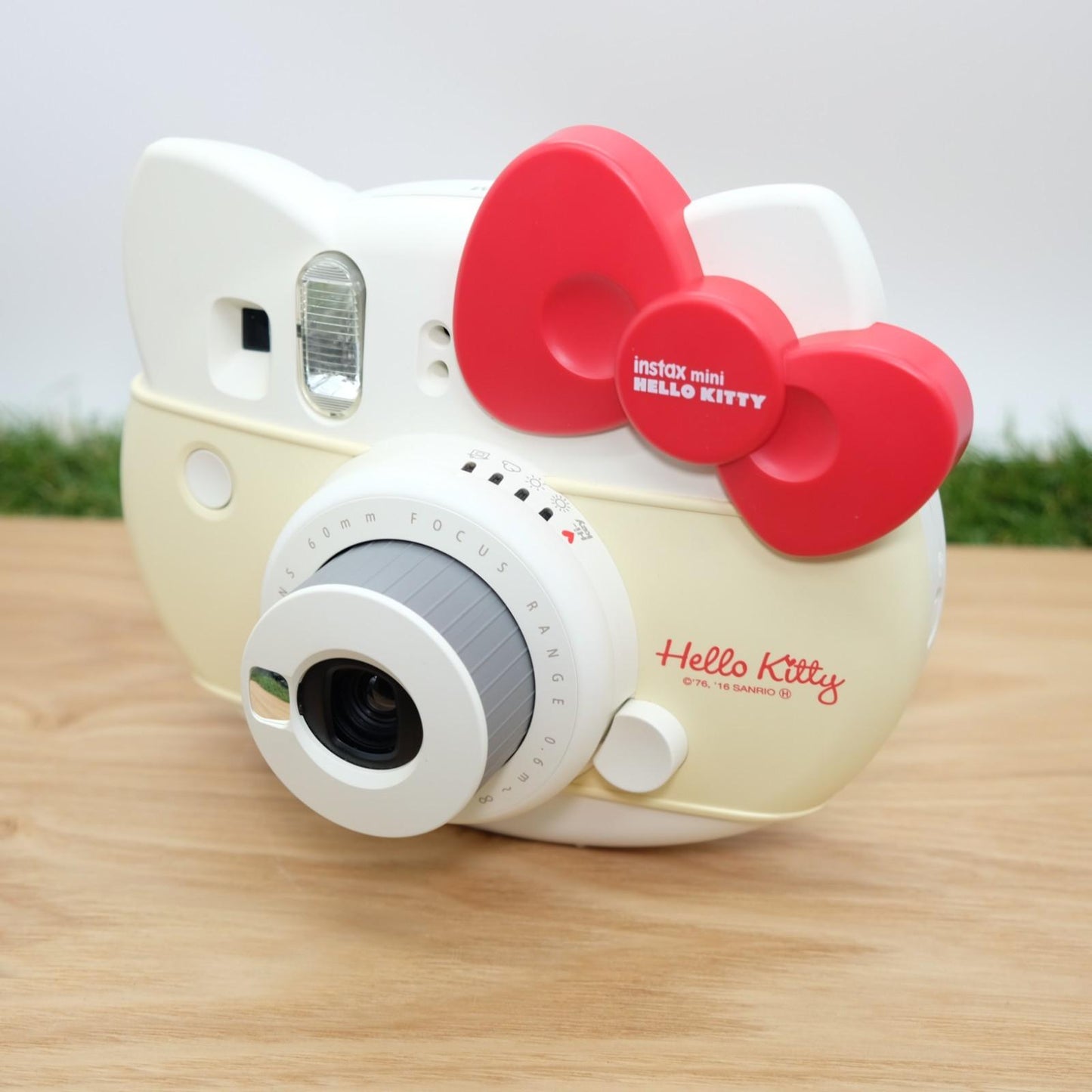 FUJIFILM Instant Camera Cheki Hello Kitty INS MINI Red Japan [Near Mint] #1319
