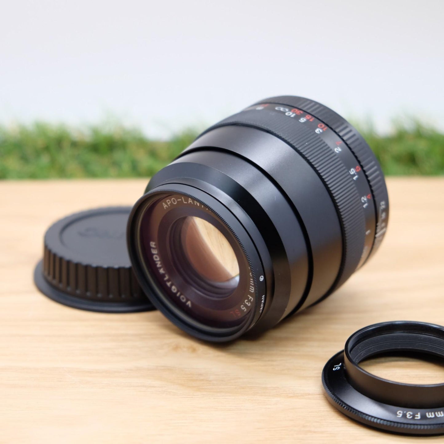 Voigtlander 90mm f/3.5 Apo Lanthar SL II Lens for EF Canon Japan [N Mint] #1324