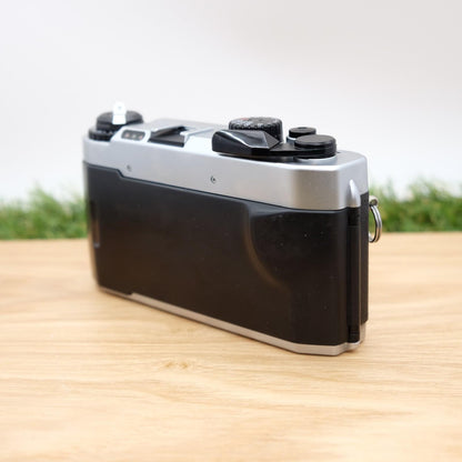 Voigtlander BESSA L Sliver 35mm Film Camera L39 W/ Box Japan [Near Mint-] #1327