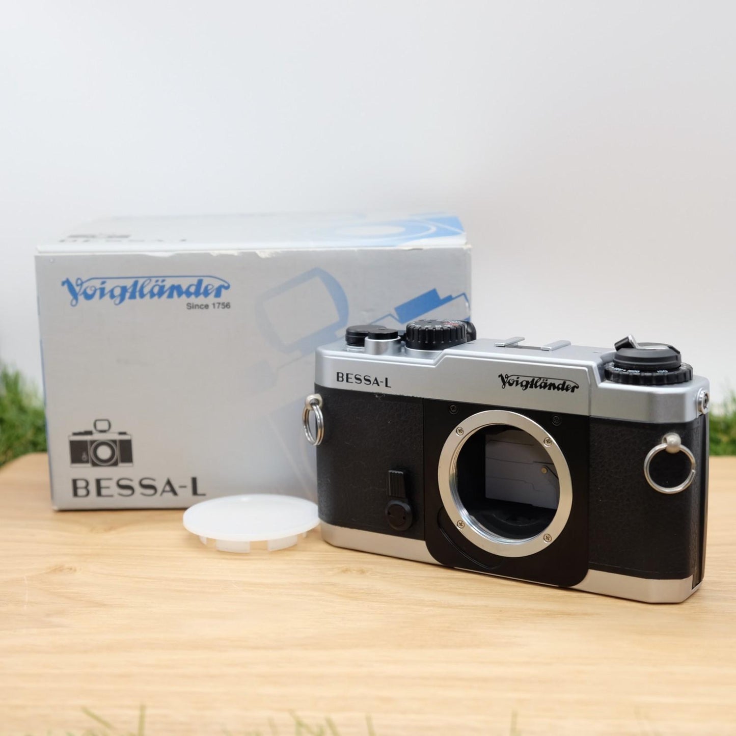 Voigtlander BESSA L Sliver 35mm Film Camera L39 W/ Box Japan [Near Mint-] #1327