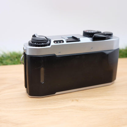 Voigtlander BESSA L Sliver 35mm Film Camera L39 W/ Box Japan [Near Mint-] #1327