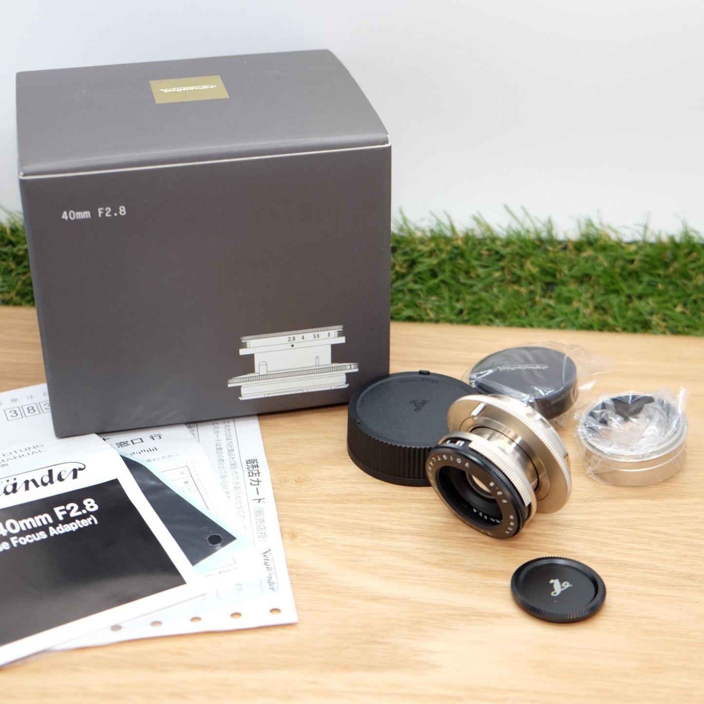 Voigtlander Heliar 40mm f/2.8 Lens for VM-E Close Focus W/ Box [Top Mint] 1332