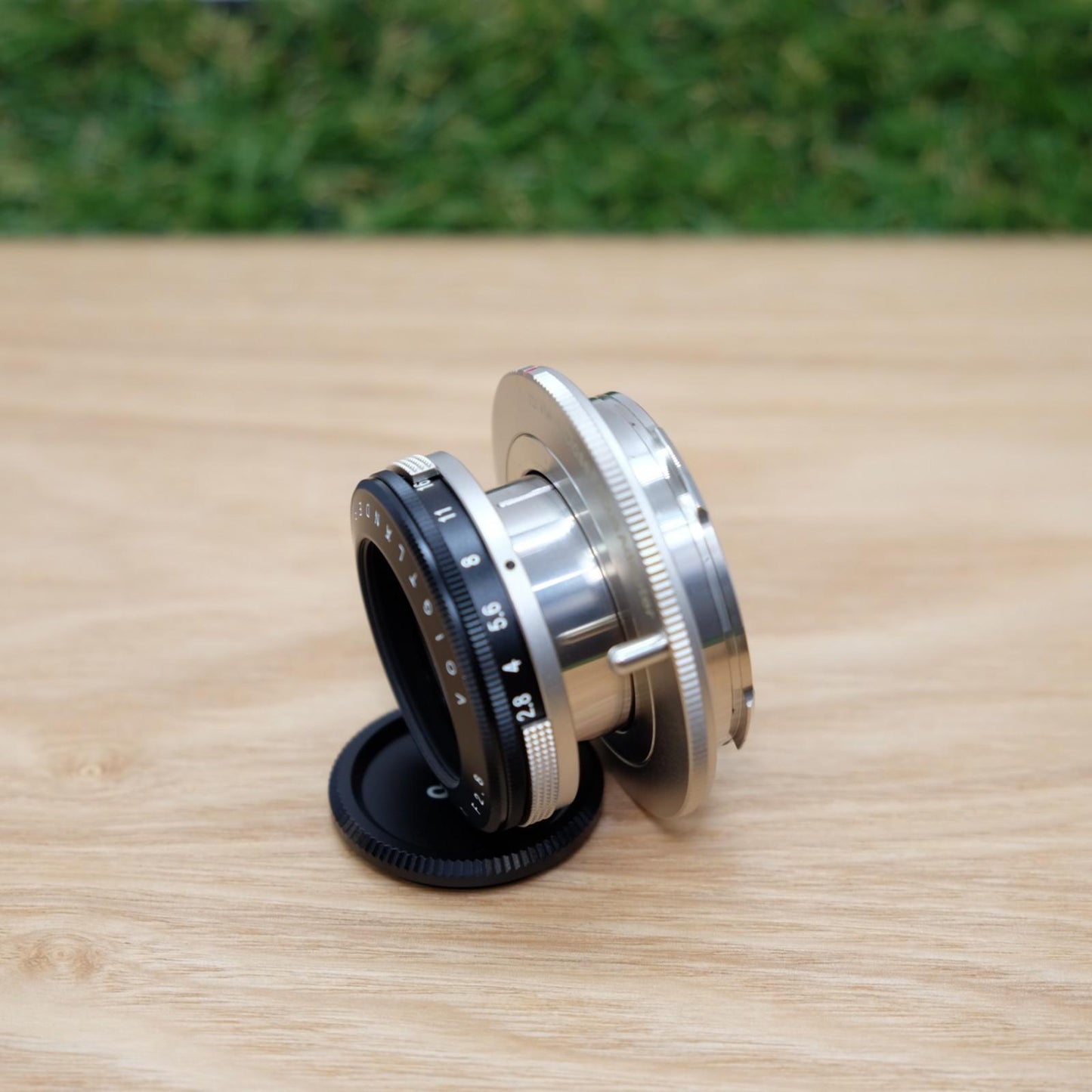 Voigtlander Heliar 40mm f/2.8 Lens for VM-E Close Focus W/ Box [Top Mint] 1332