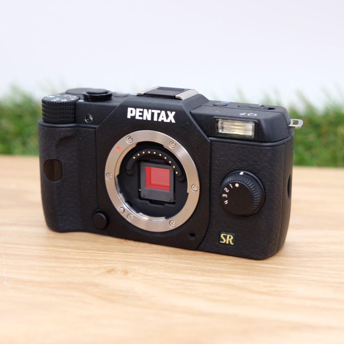 Pentax Q7 12.4MP Mirroless Digital Camera Black Body W/ Box Japan [Mint] #1218A