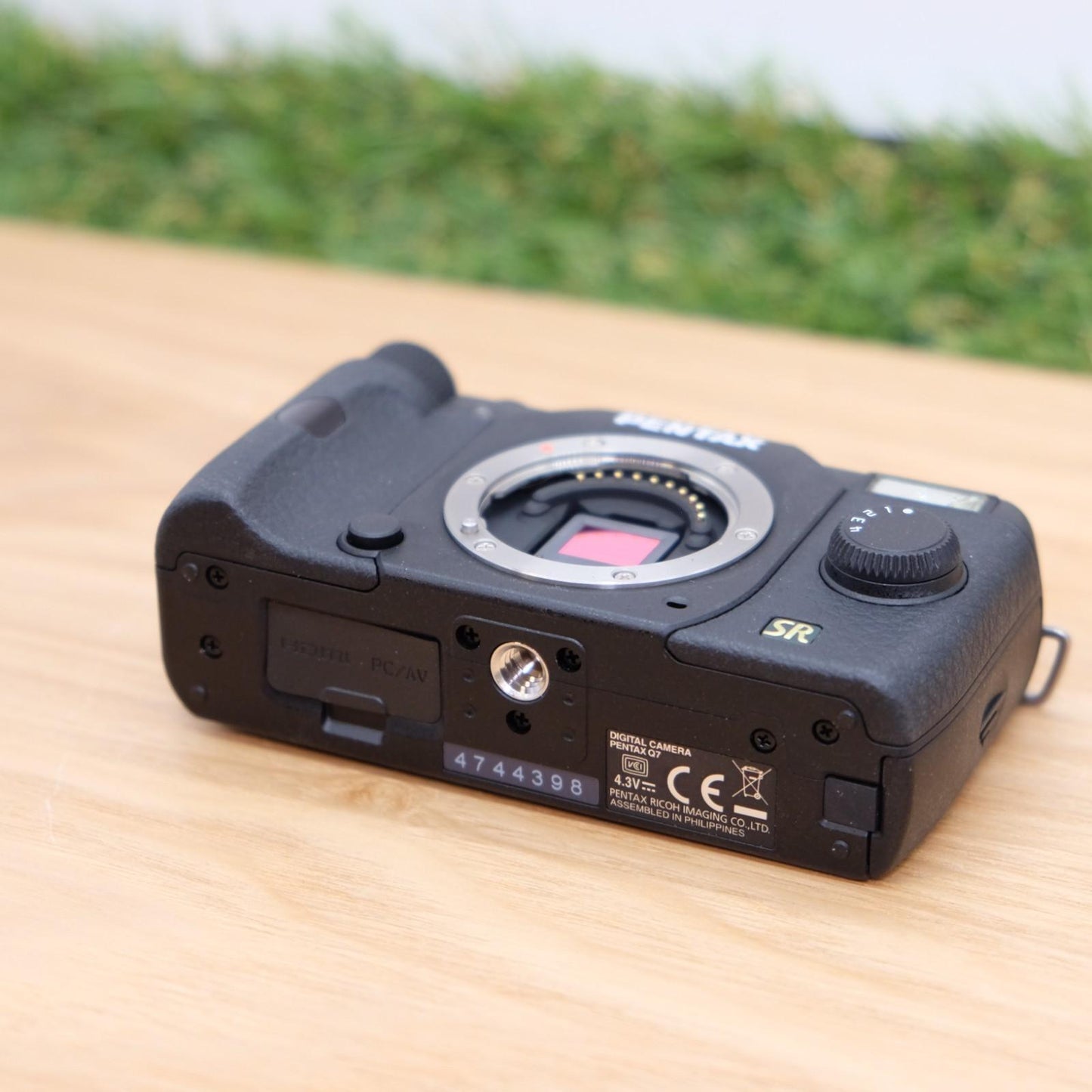 Pentax Q7 12.4MP Mirroless Digital Camera Black Body W/ Box Japan [Mint] #1218A