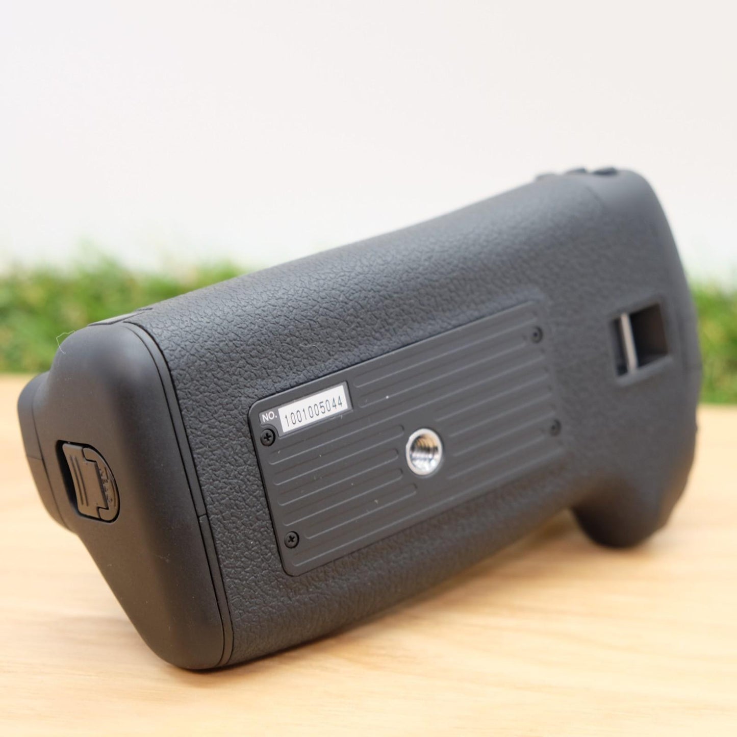 Canon BG-E11 Battery Grip For EOS 5DMarkIII Japan W/ Box Japan [Mint] #1096C