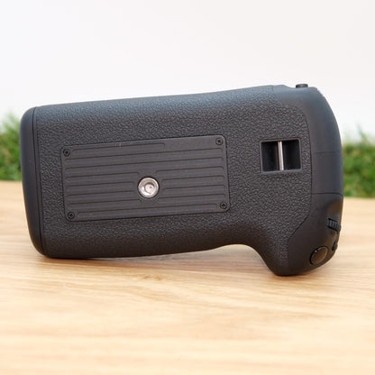 Canon バッテリーグリップ BG-E14 EOS 70D 80D 90D用 箱付き 日本製 [新品 -] #1151C 