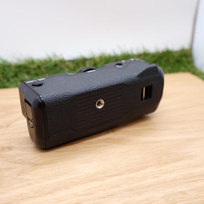 Fujifilm VG-XT3 Vertical Battery Grip for X-T3 W/ Adapter Japan [Mint -] #23147B